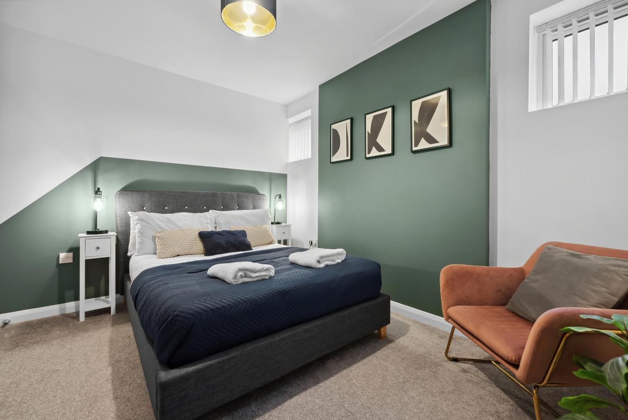 Corinium Lodge - Town Centre Apartment Cirencester Extérieur photo